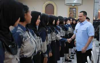 Budi Rustandi Beri Bonus Paskibraka Kota Serang Rp81 juta